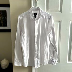 H&M easy iron button down Sz Small